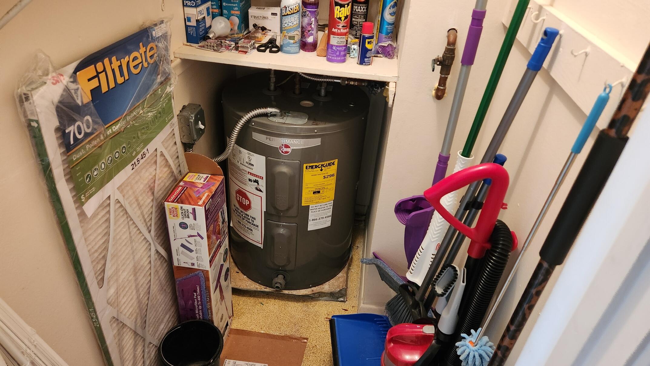 WELLINGTON CONDOS - Residential