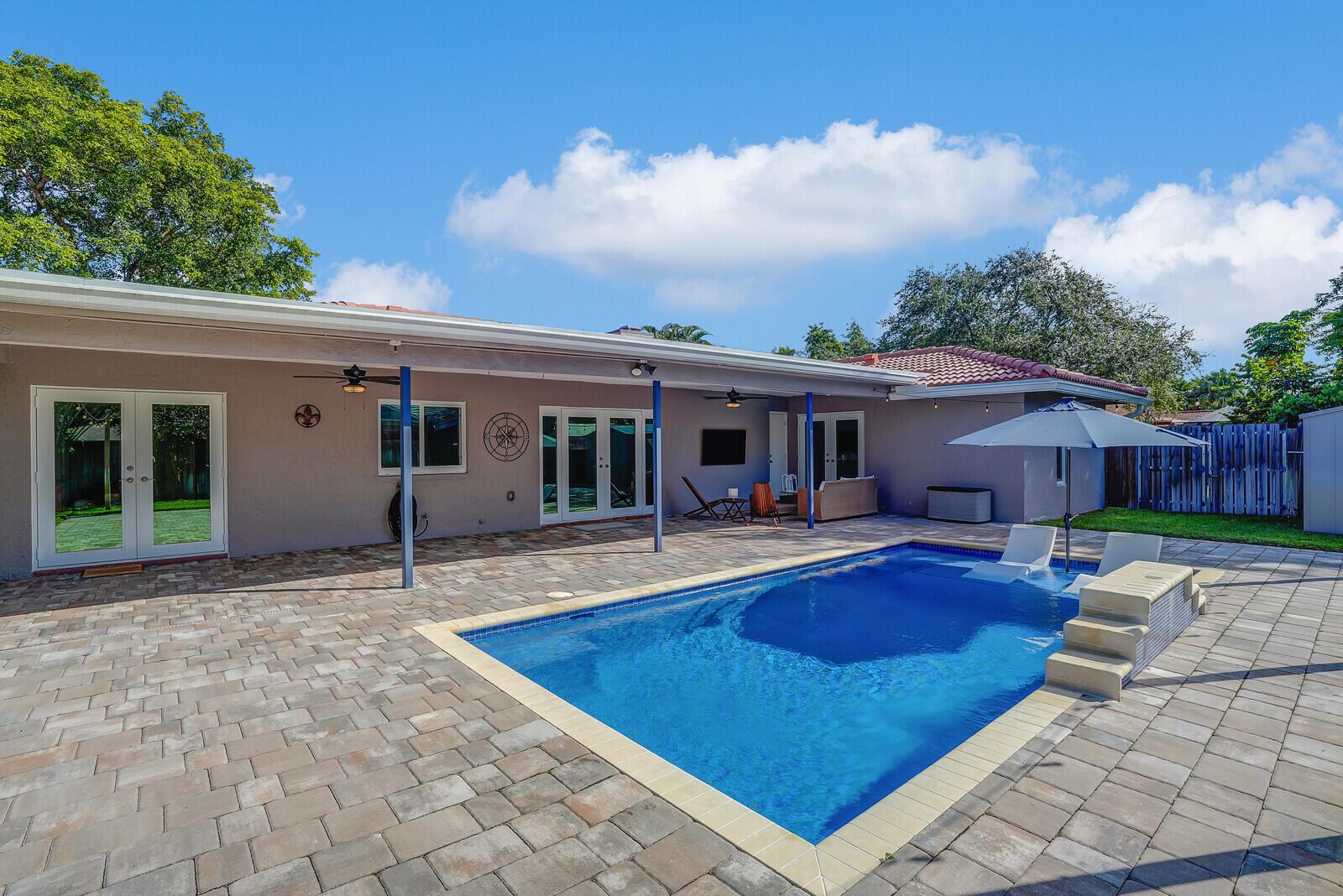 MAPLEWOOD - Residential