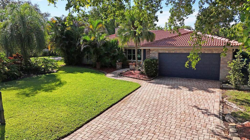 Photo of 9900 NW 19th Street, Coral Springs, FL 33071 (MLS # R11123236)