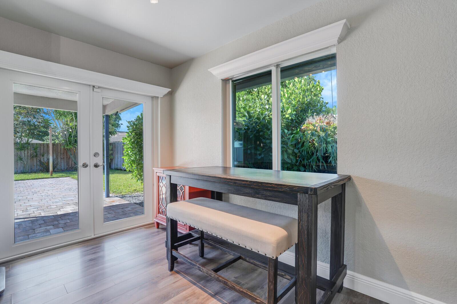 MAPLEWOOD - Residential