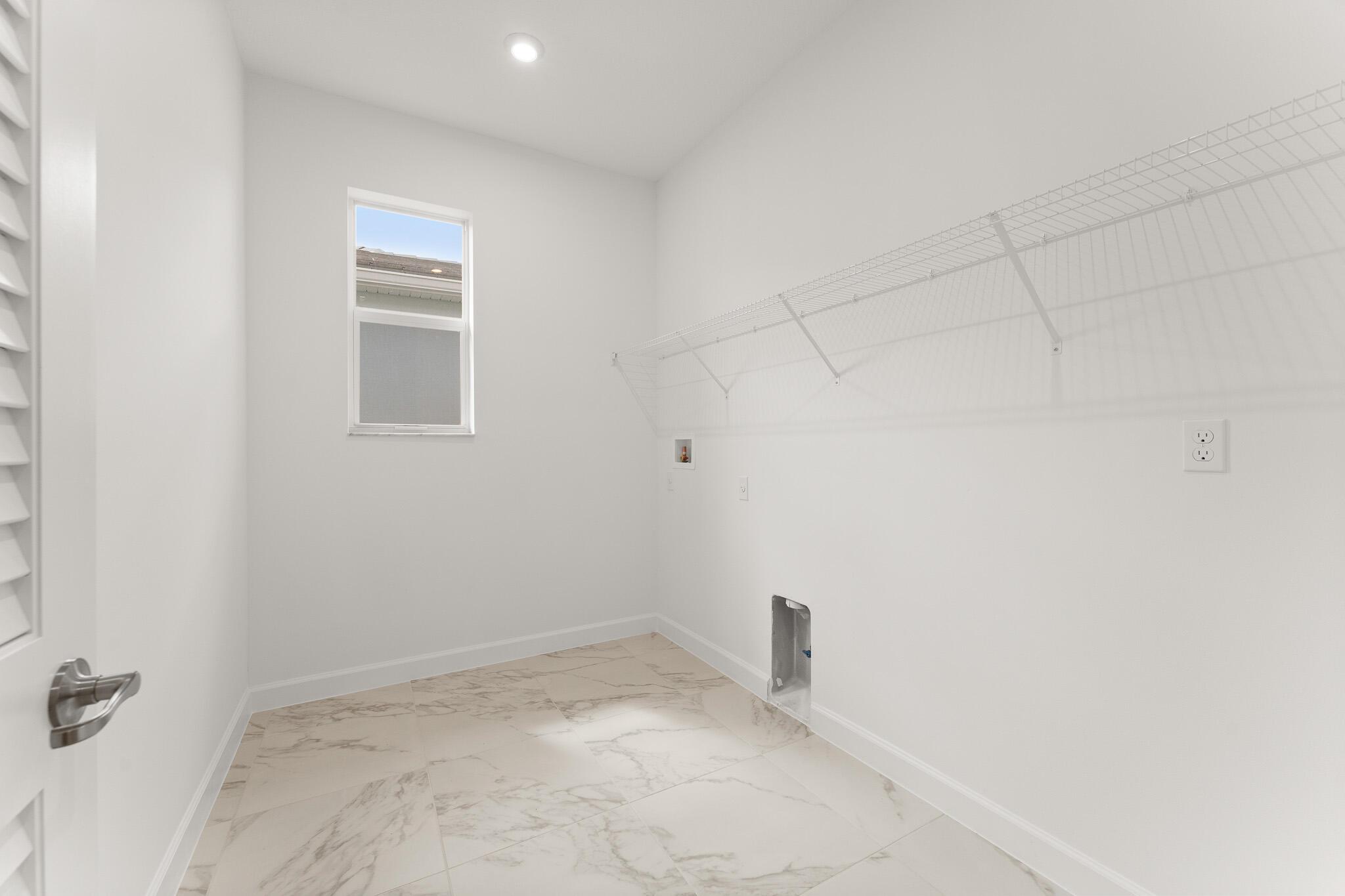 TELARO AT SOUTHERN GROVE - Residential