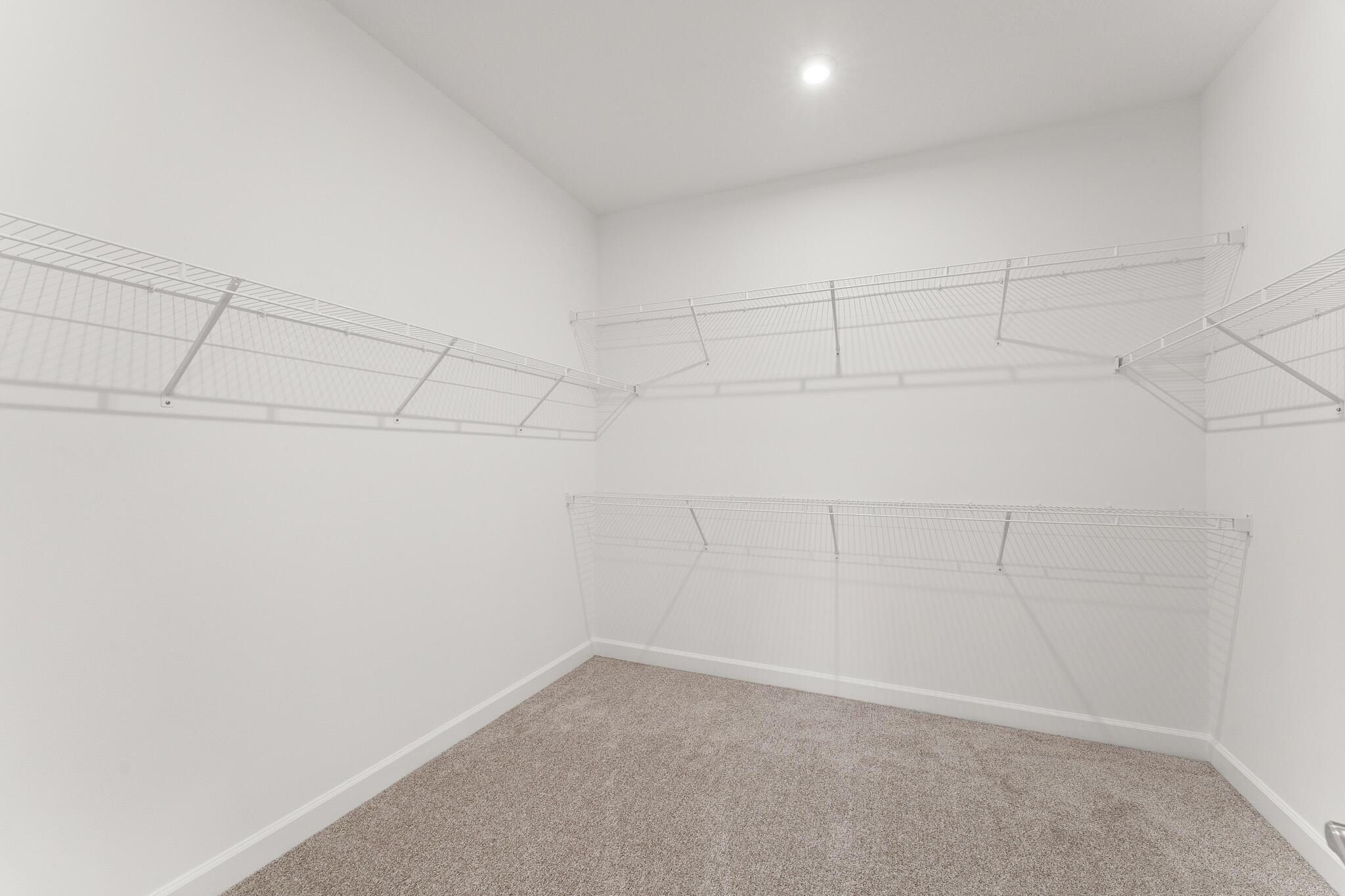 TELARO AT SOUTHERN GROVE - Residential