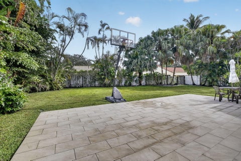 Tiny photo for 13174 NW 11TH Place, Sunrise, FL 33323 (MLS # B26070857)