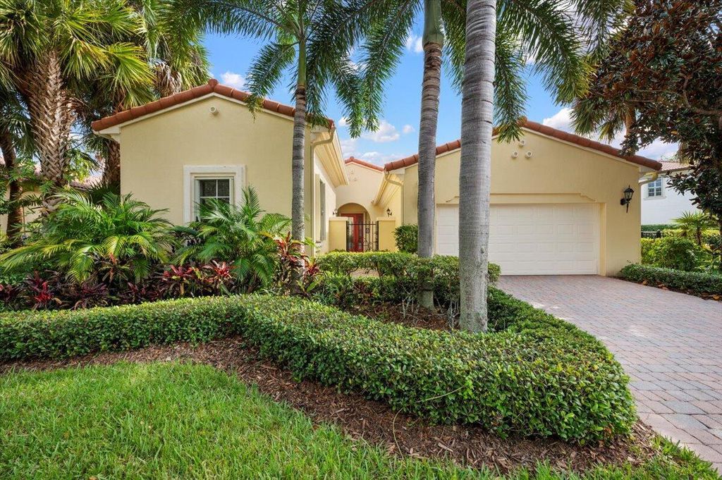 Photo of 1400 Barlow Court, Palm Beach Gardens, FL 33410 (MLS # R10939791)