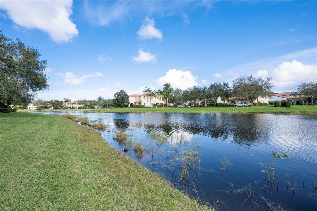 Photo of 1400 Barlow Court, Palm Beach Gardens, FL 33410 (MLS # R10939791)