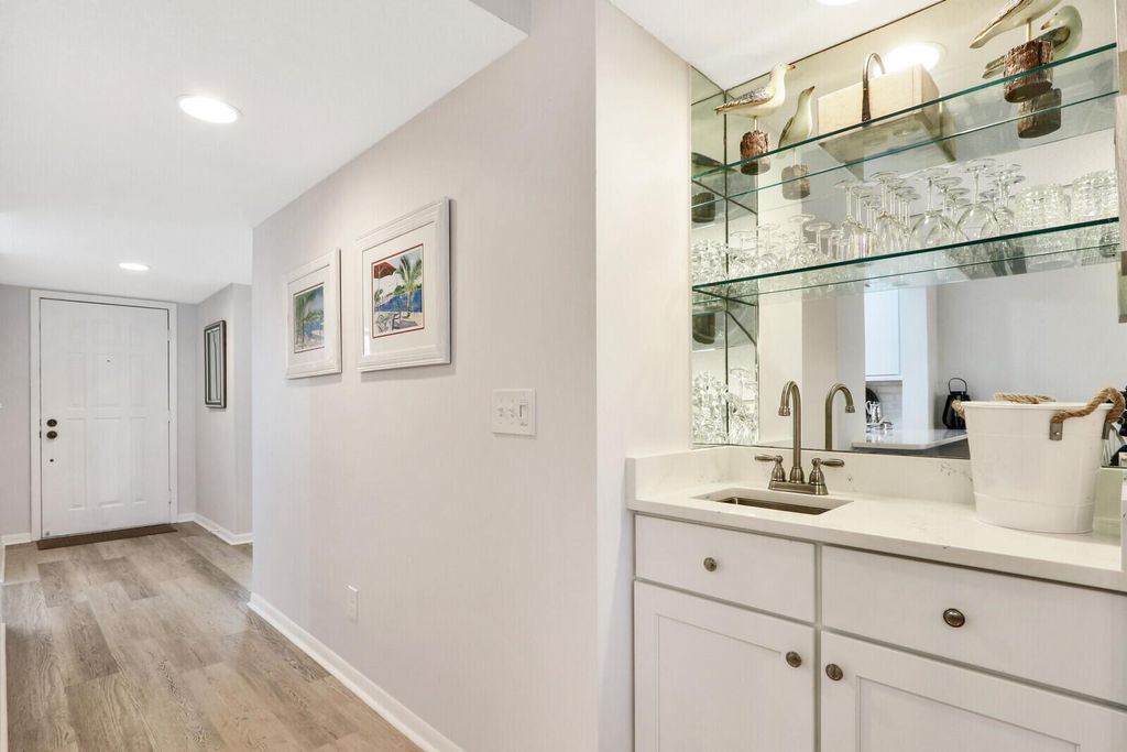 Photo of 501 Pinecrest Circle #A, Jupiter, FL 33458 (MLS # R10956168)