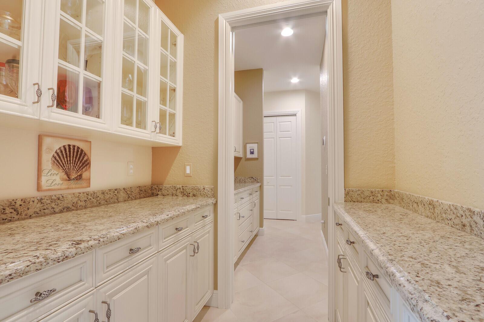 SCARBOROUGH ESTATES - Residential