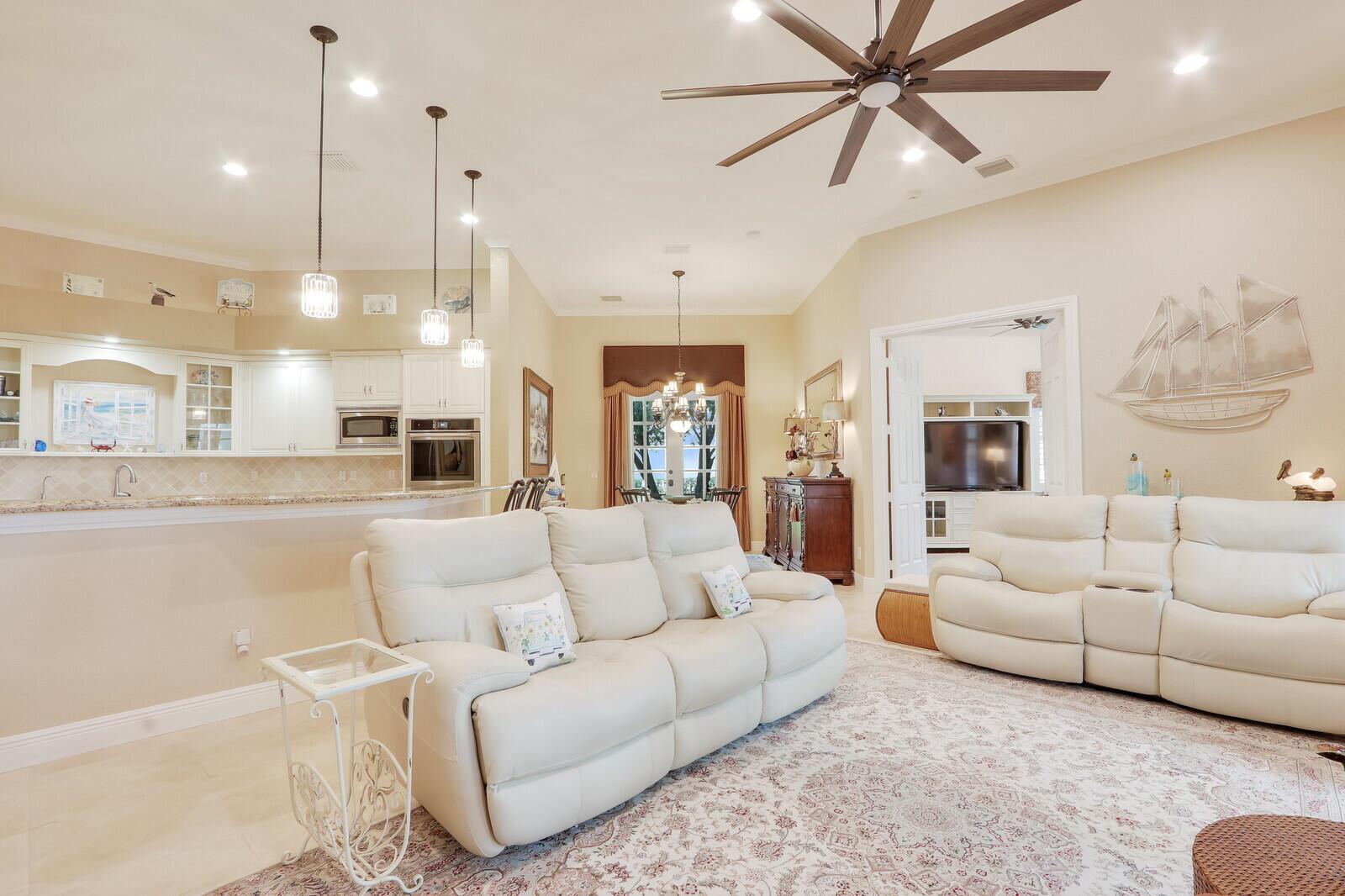 SCARBOROUGH ESTATES - Residential