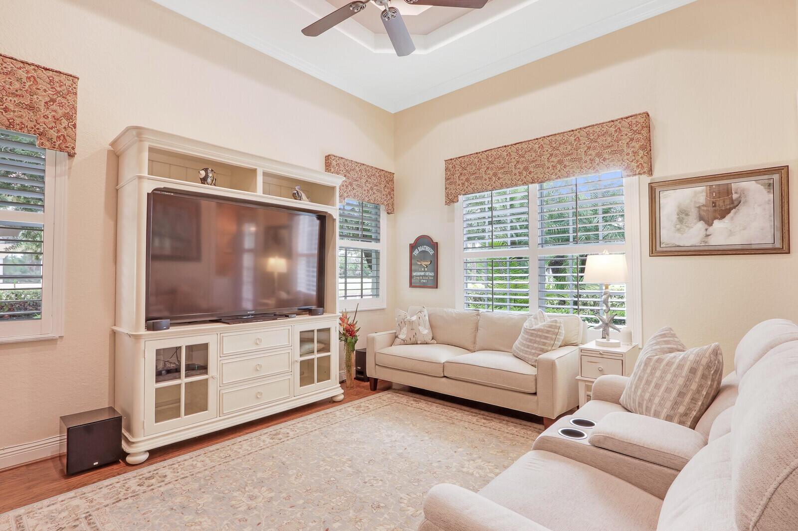 SCARBOROUGH ESTATES - Residential