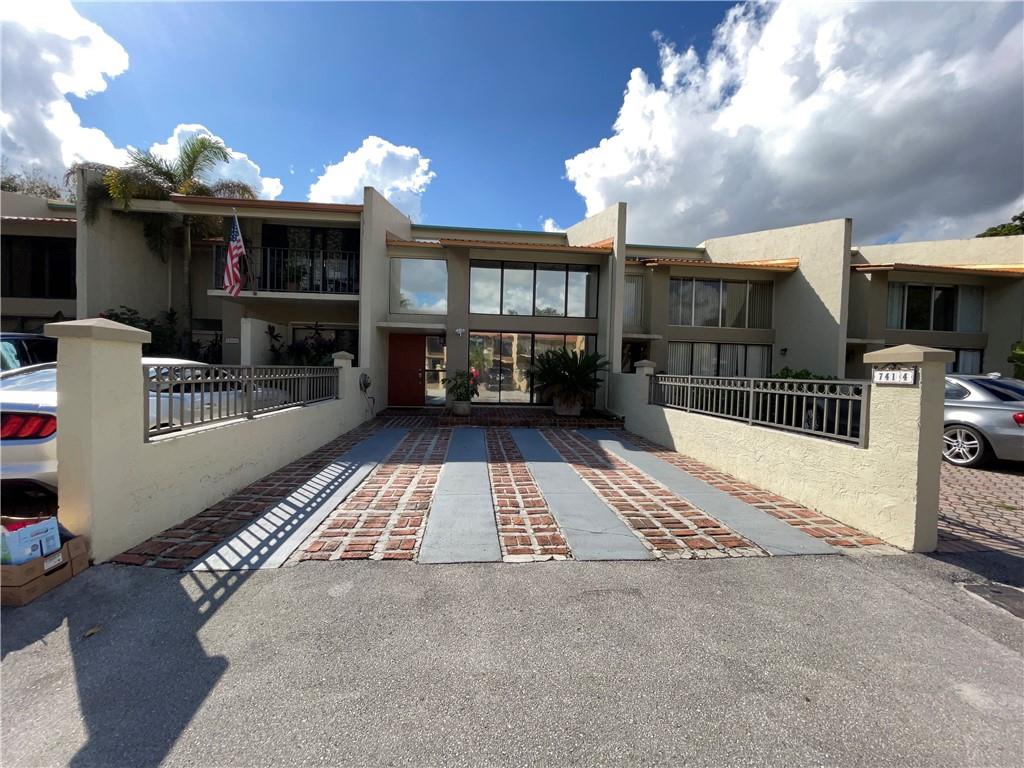 MAJESTIC VIEW - Residential