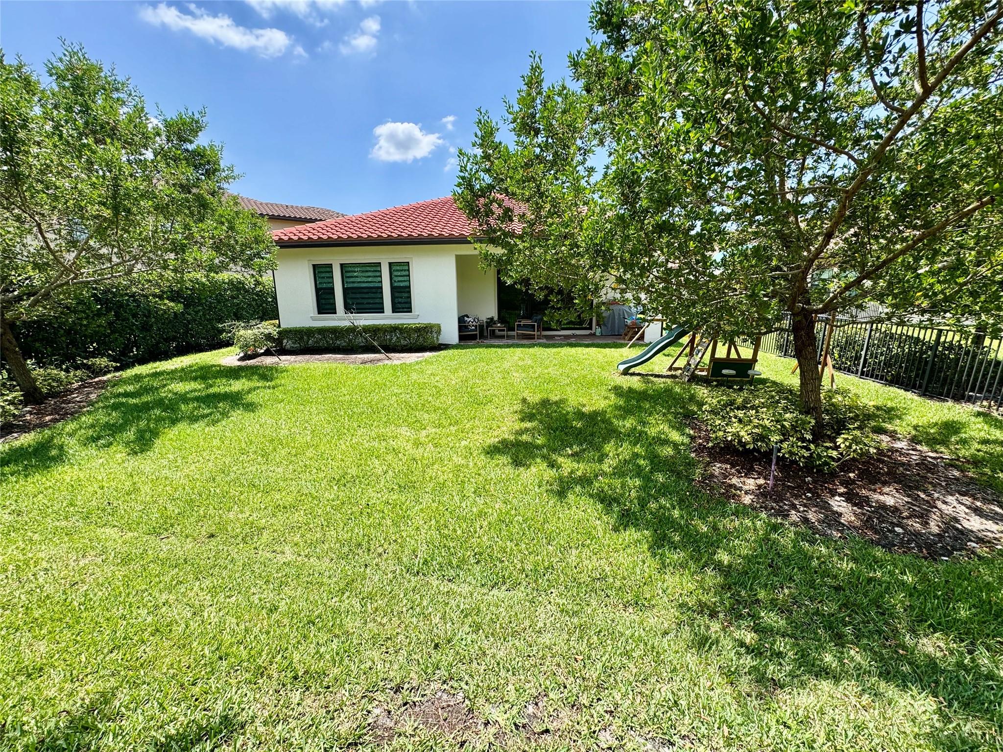11730 Waters Edge Ct