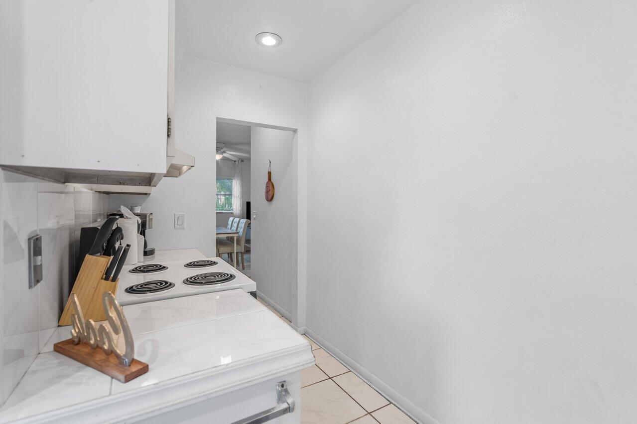 TOWN ACRES - Residential Income