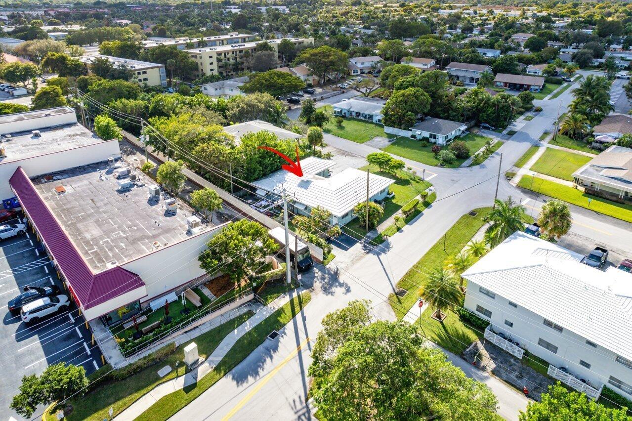 TOWN ACRES - Residential Income