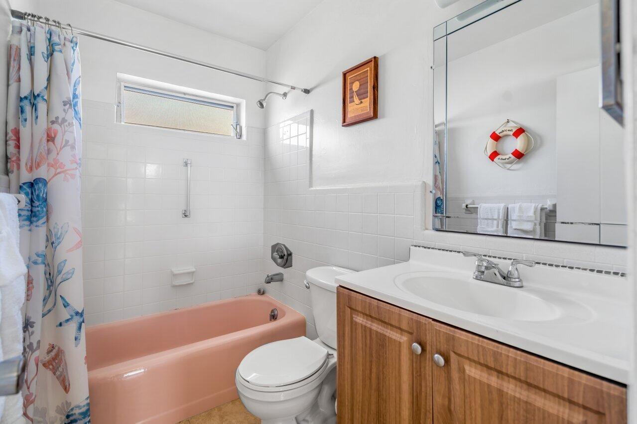 TOWN ACRES - Residential Income