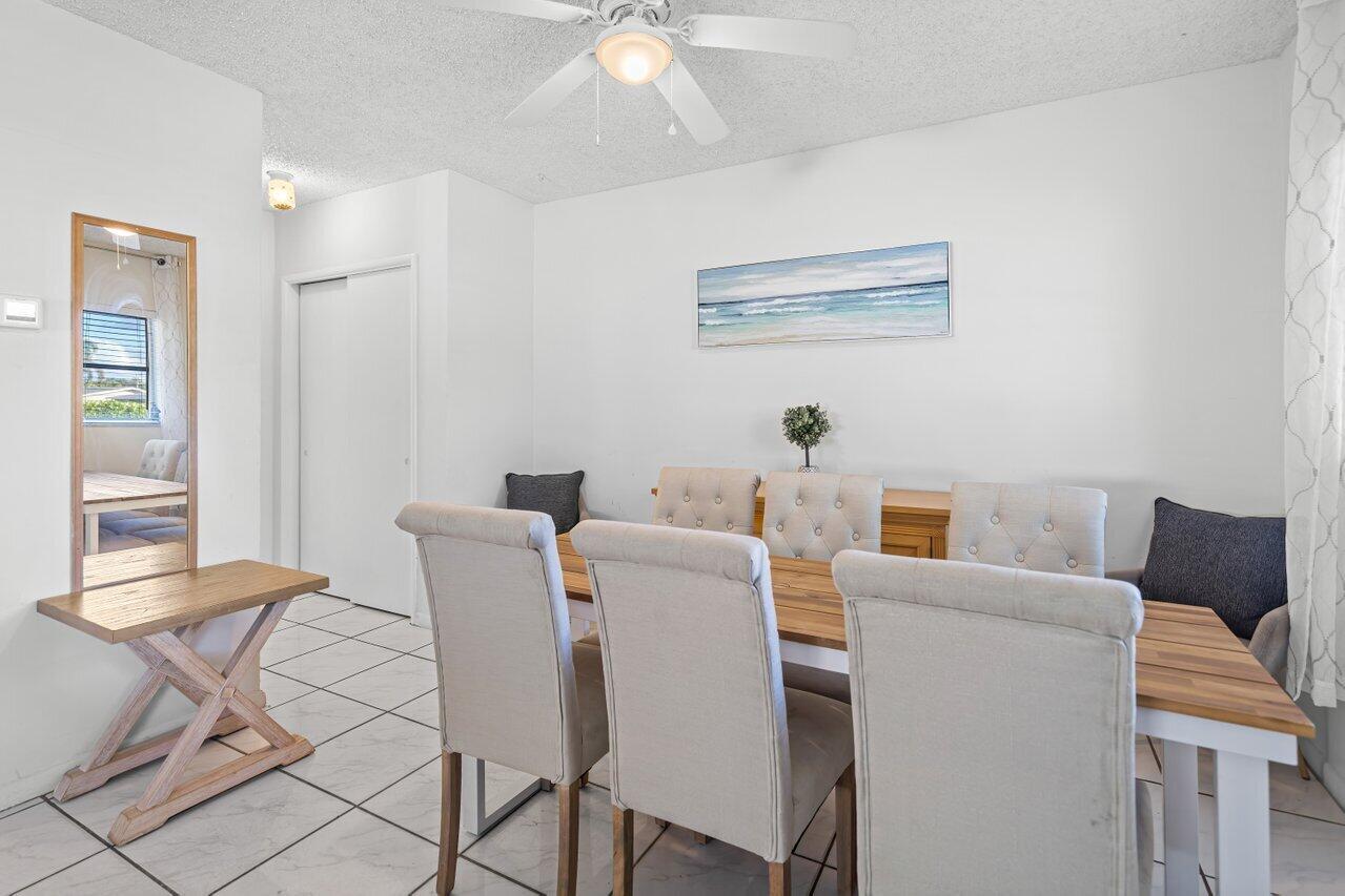 TOWN ACRES - Residential Income