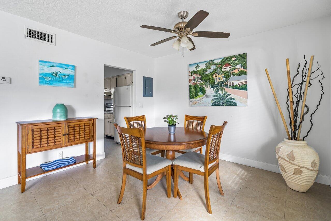 TOWN ACRES - Residential Income