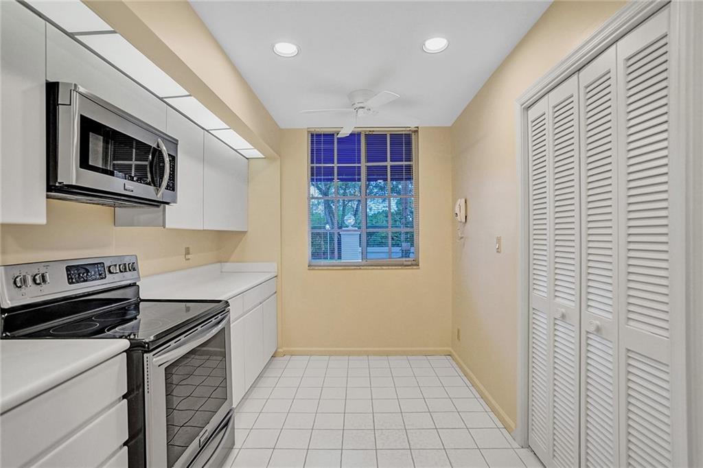 PALM AIRE - Residential