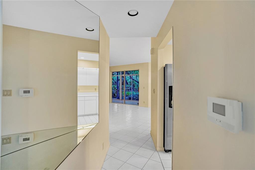 PALM AIRE - Residential