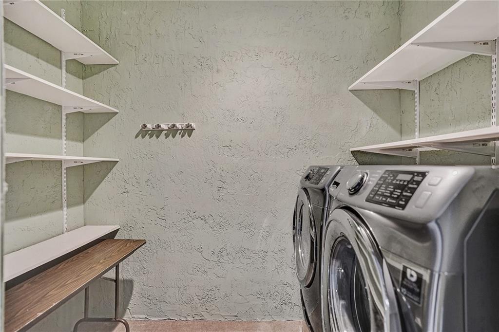 PALM AIRE - Residential