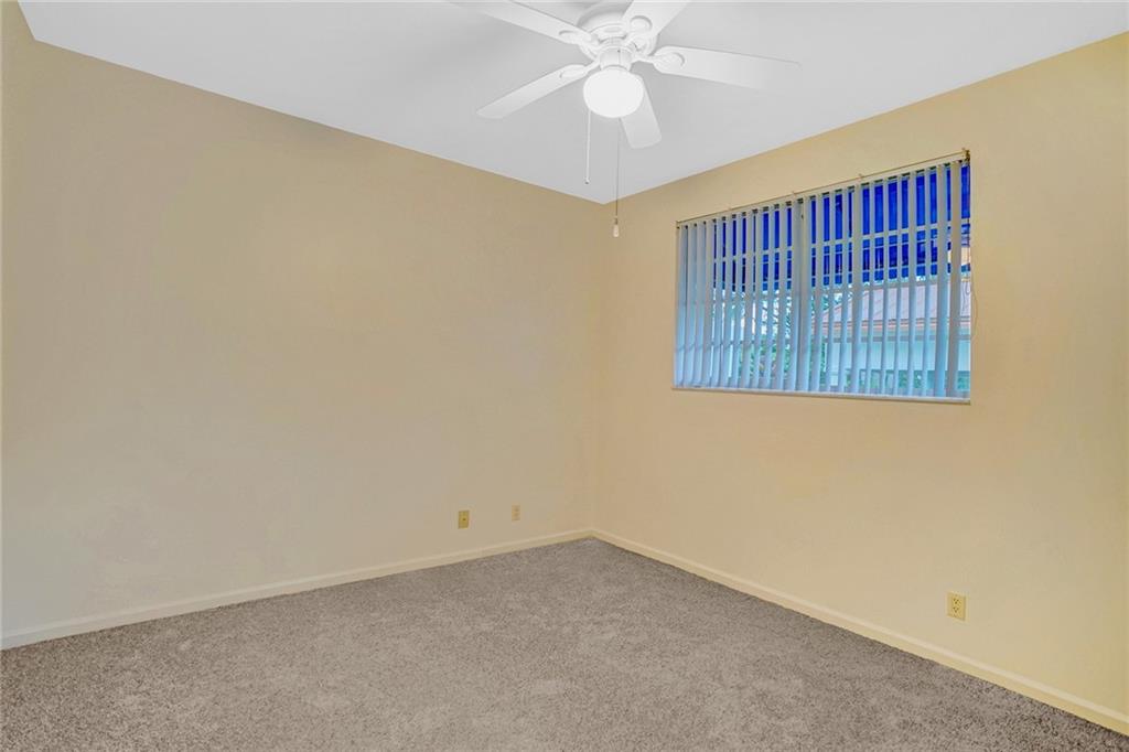 PALM AIRE - Residential