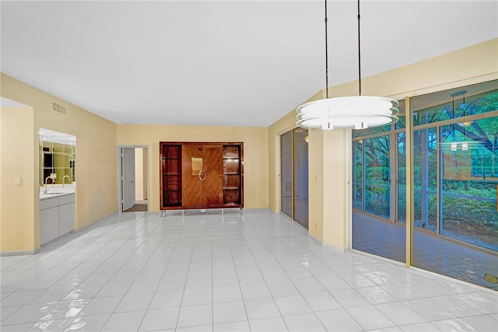 PALM AIRE - Residential