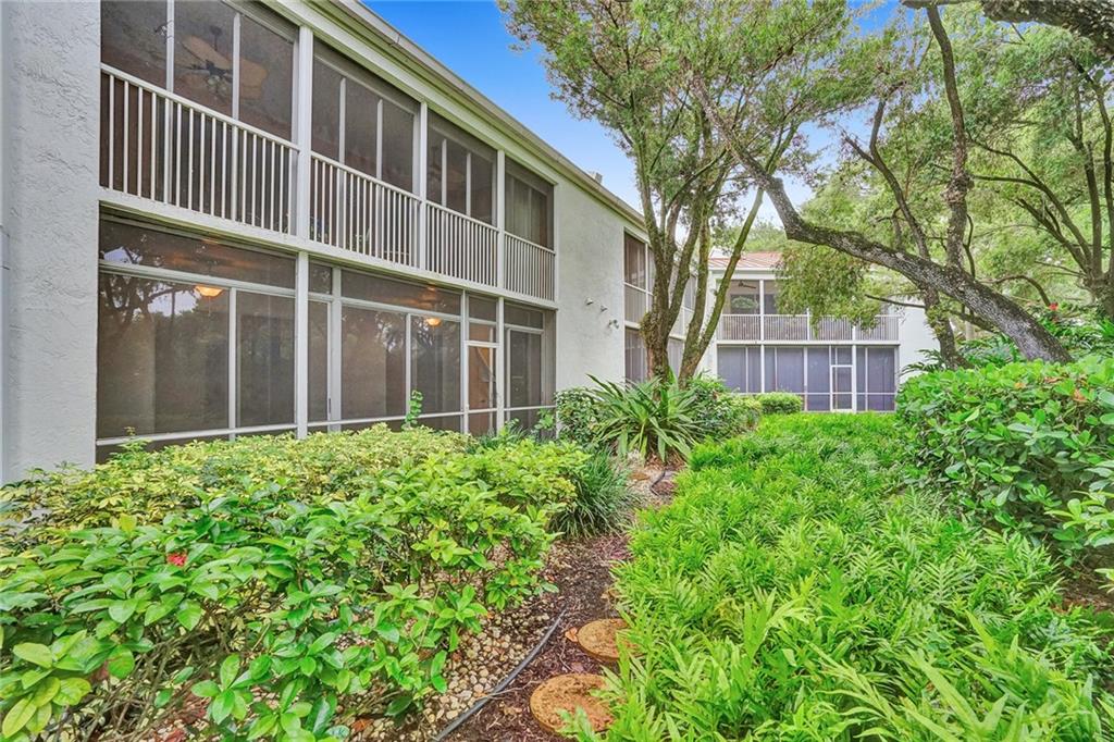 PALM AIRE - Residential