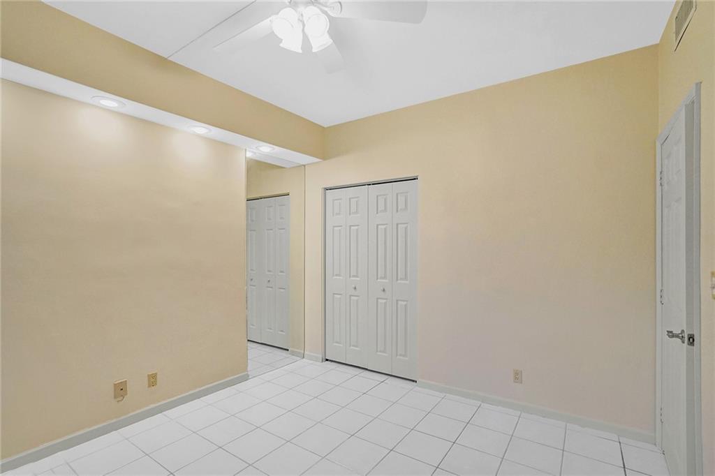 PALM AIRE - Residential