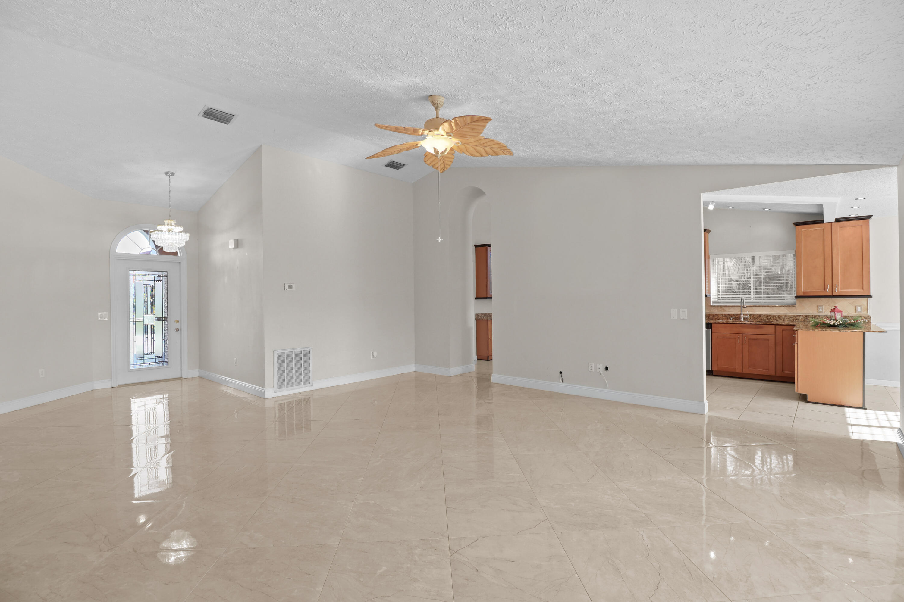 PORT ST LUCIE SECTION 26 - Residential Lease