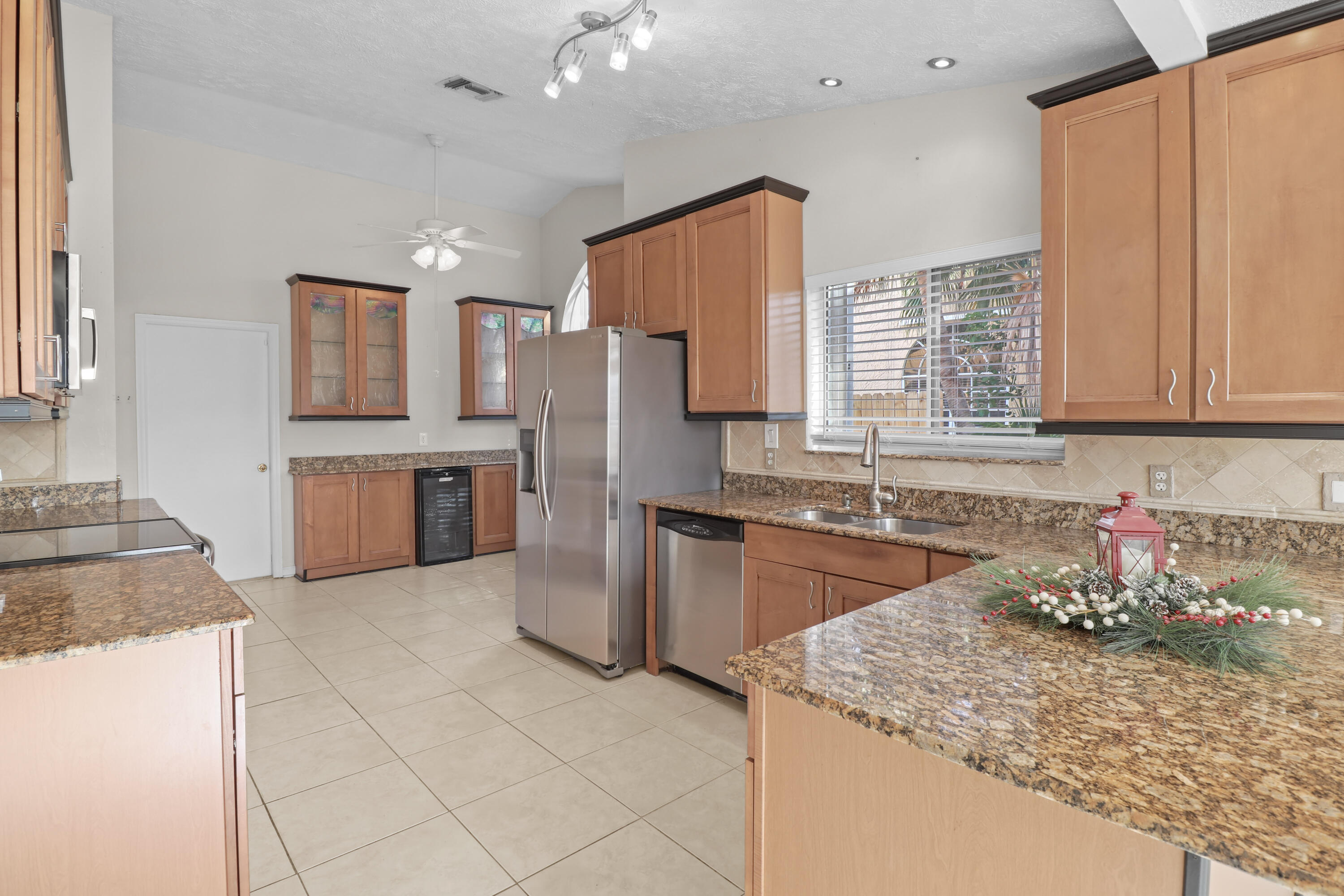 PORT ST LUCIE SECTION 26 - Residential Lease