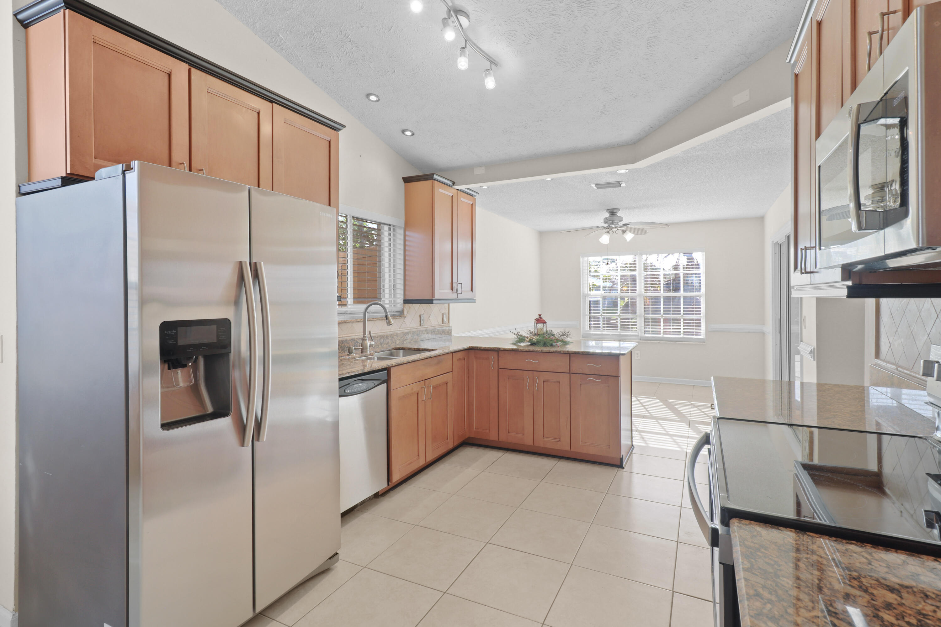 PORT ST LUCIE SECTION 26 - Residential Lease