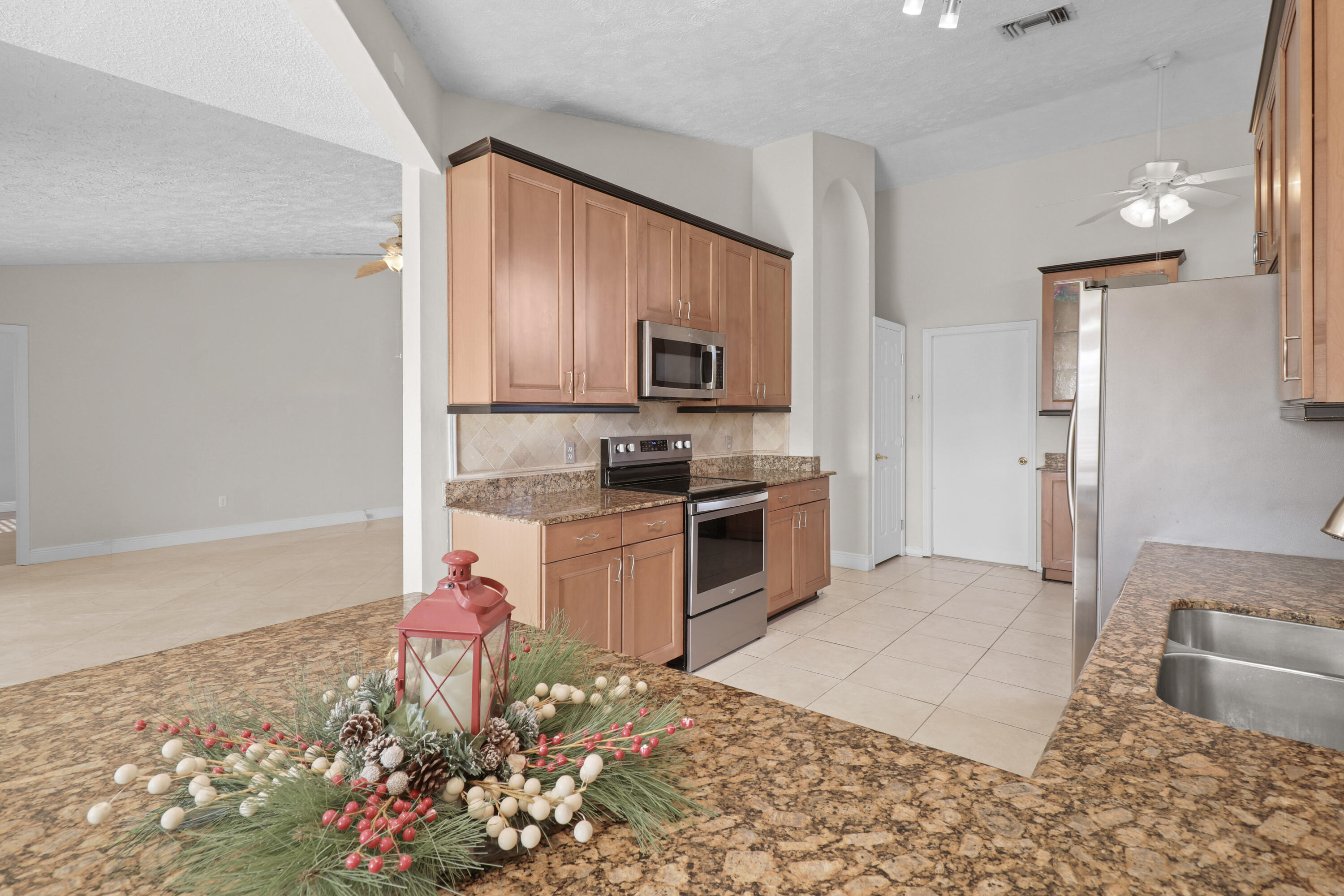 PORT ST LUCIE SECTION 26 - Residential Lease