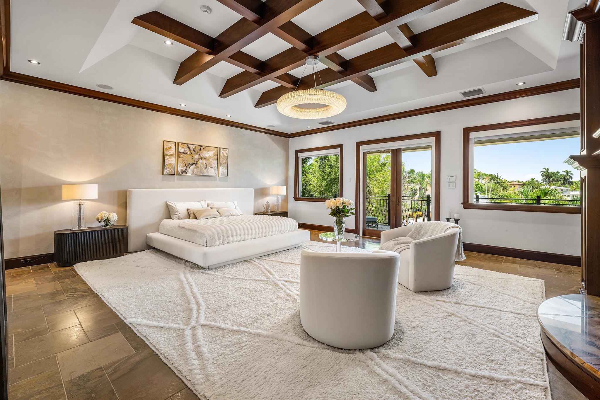 LIGHTHOUSE POINT - Residential