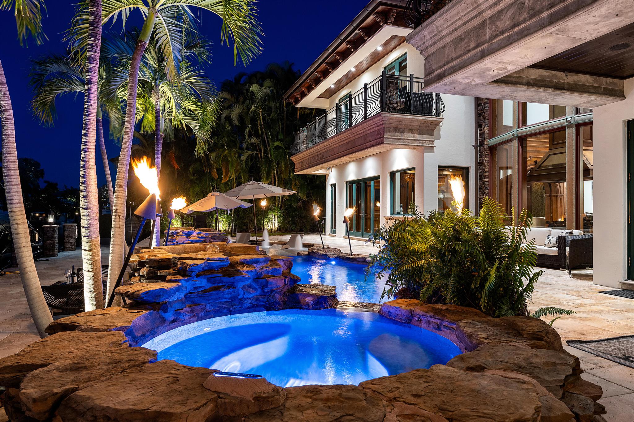 LIGHTHOUSE POINT - Residential