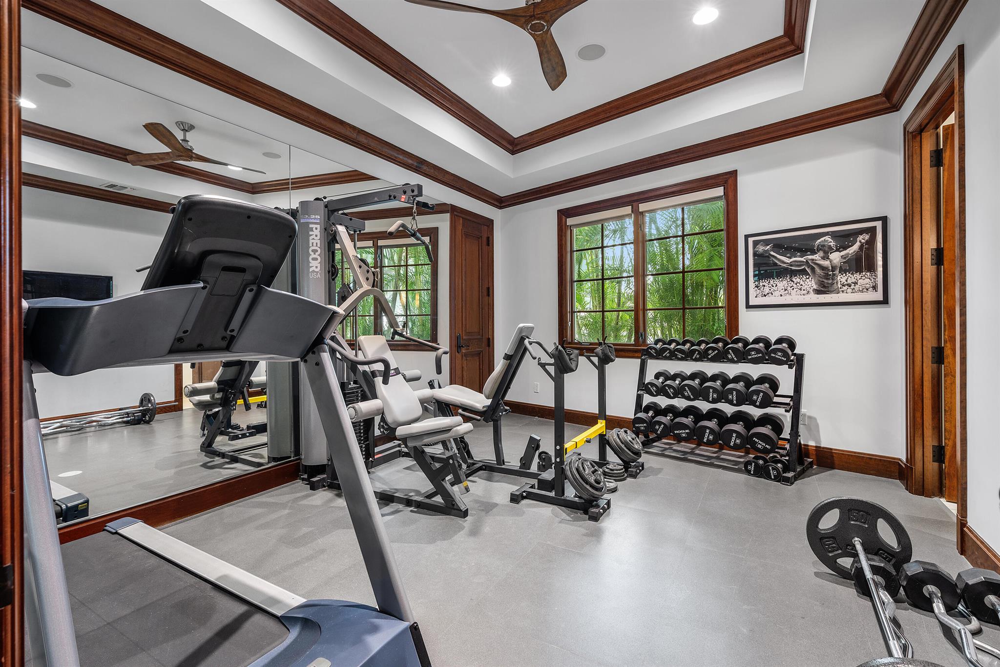 LIGHTHOUSE POINT - Residential