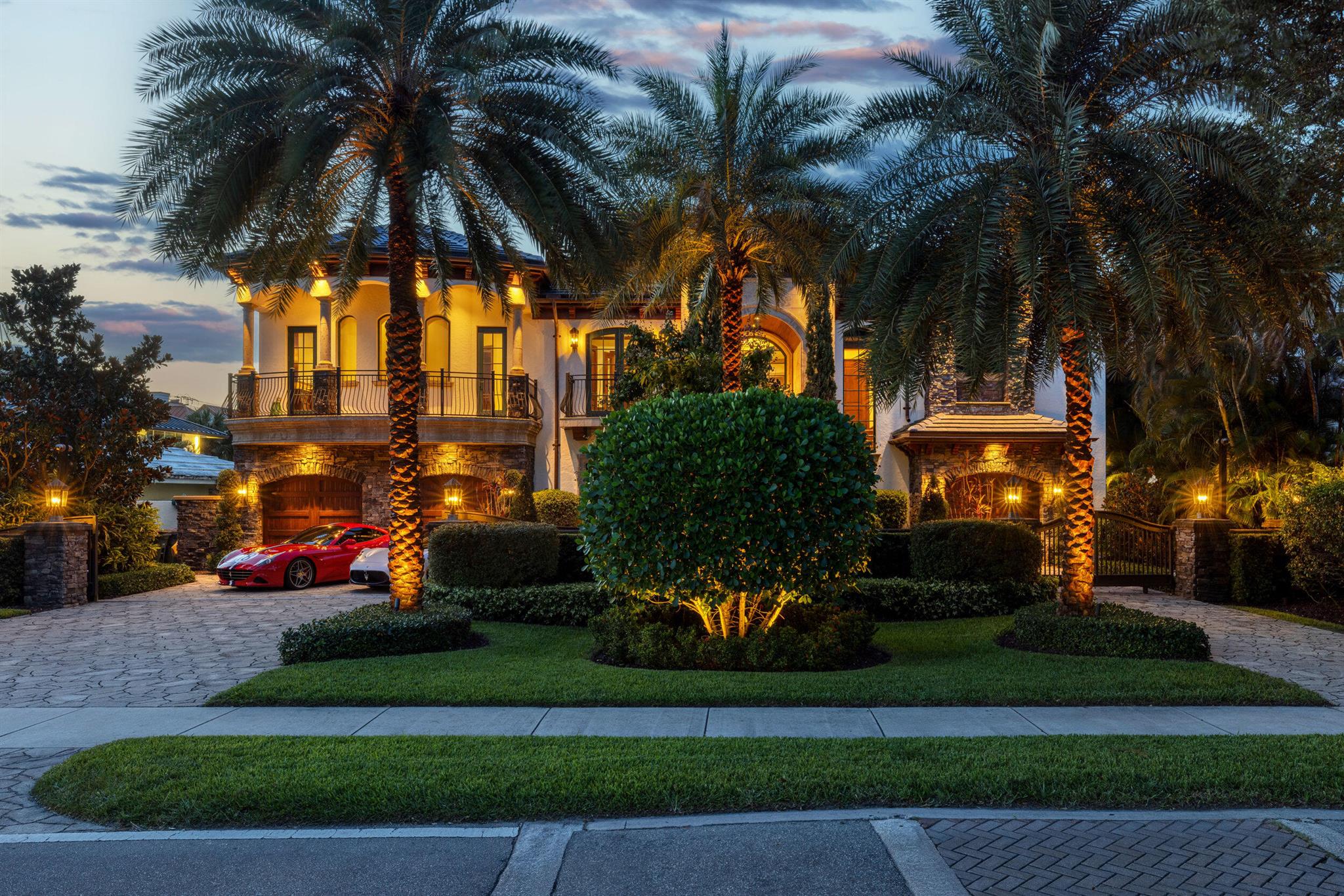 2325 NE 27th Street, Lighthouse Point, FL, 33064/$9,750,000 4 2325 NE 27th Street