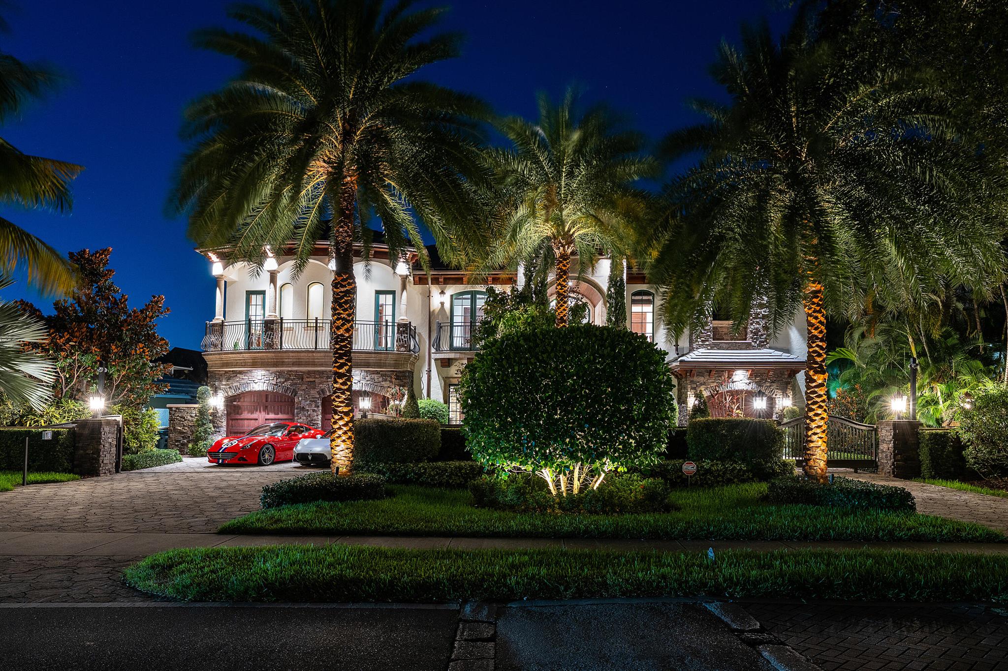 LIGHTHOUSE POINT - Residential