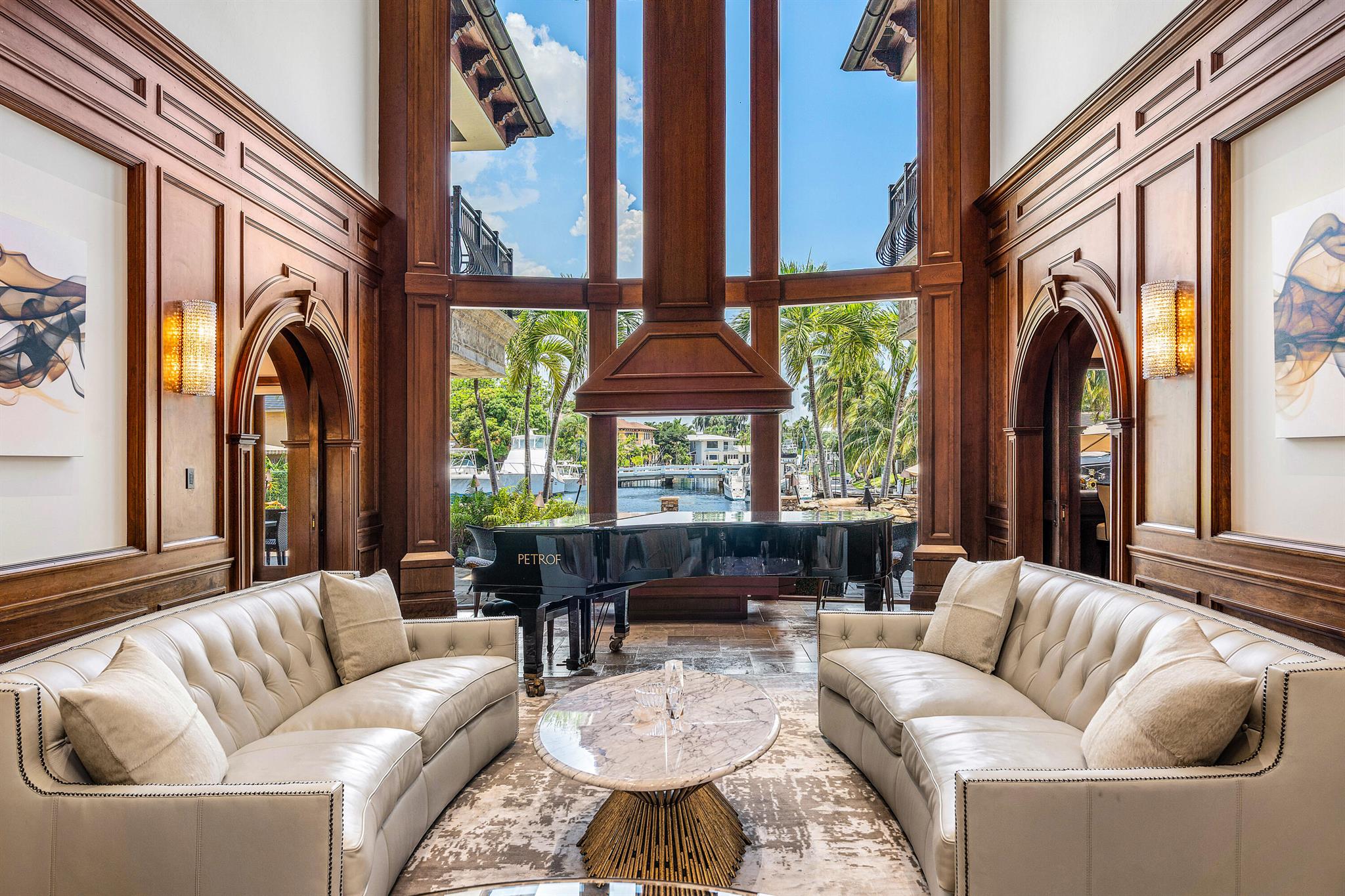 LIGHTHOUSE POINT - Residential