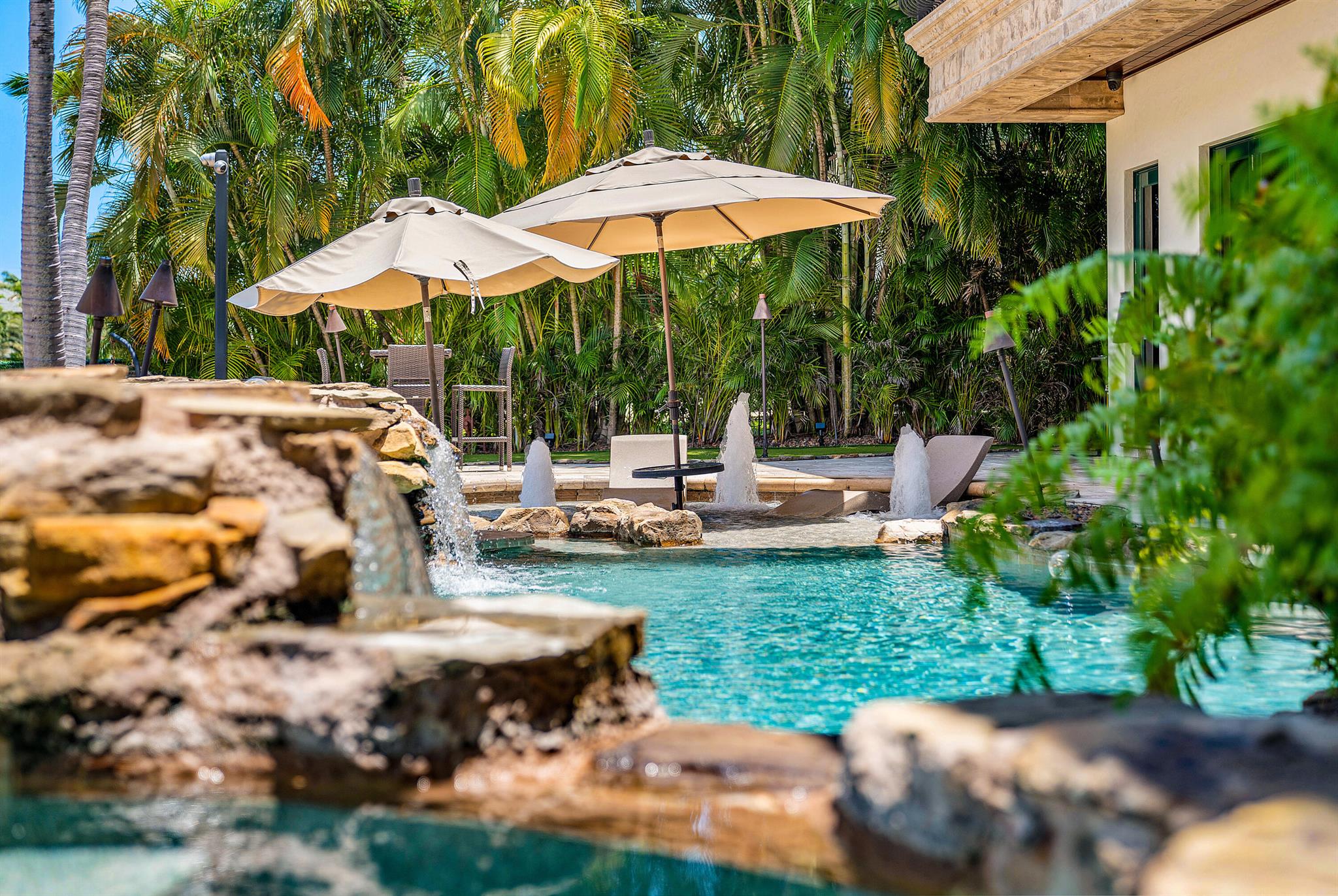 LIGHTHOUSE POINT - Residential