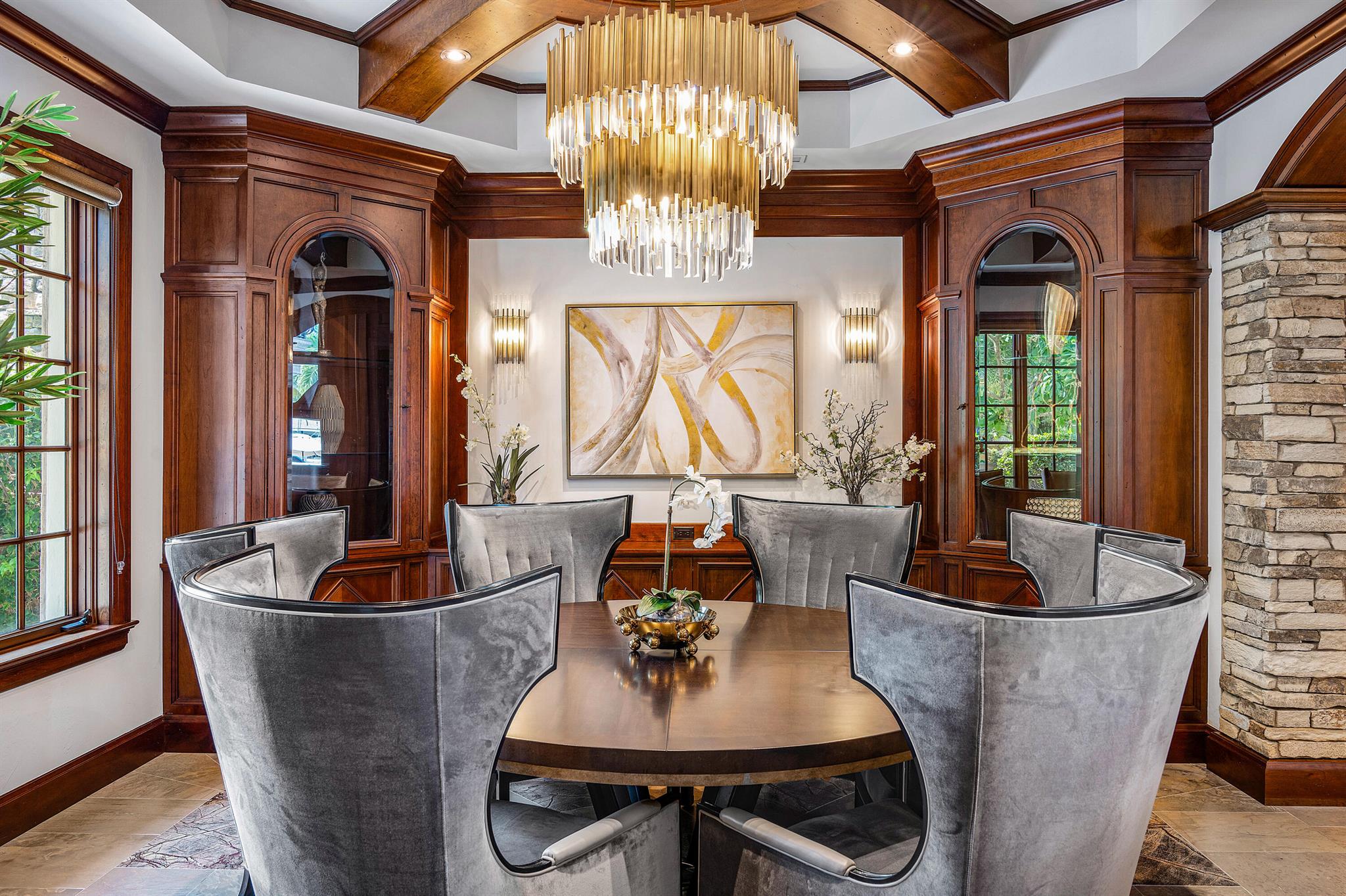 LIGHTHOUSE POINT - Residential