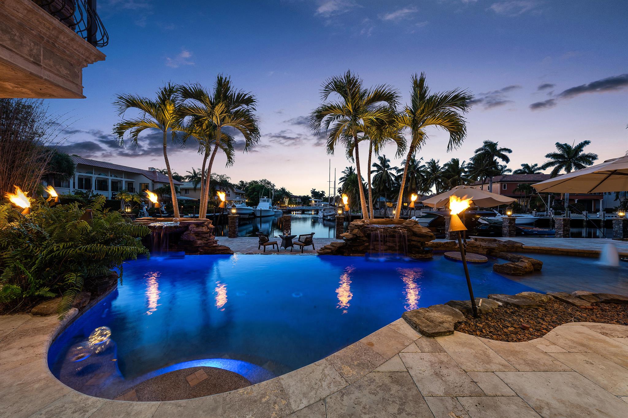 LIGHTHOUSE POINT - Residential