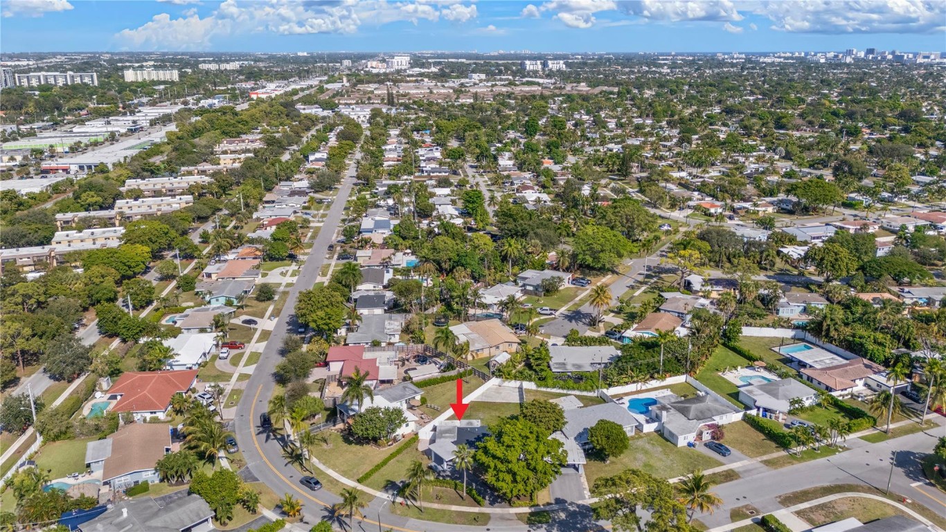 LYONS PARK FIRST ADD - Residential Lease