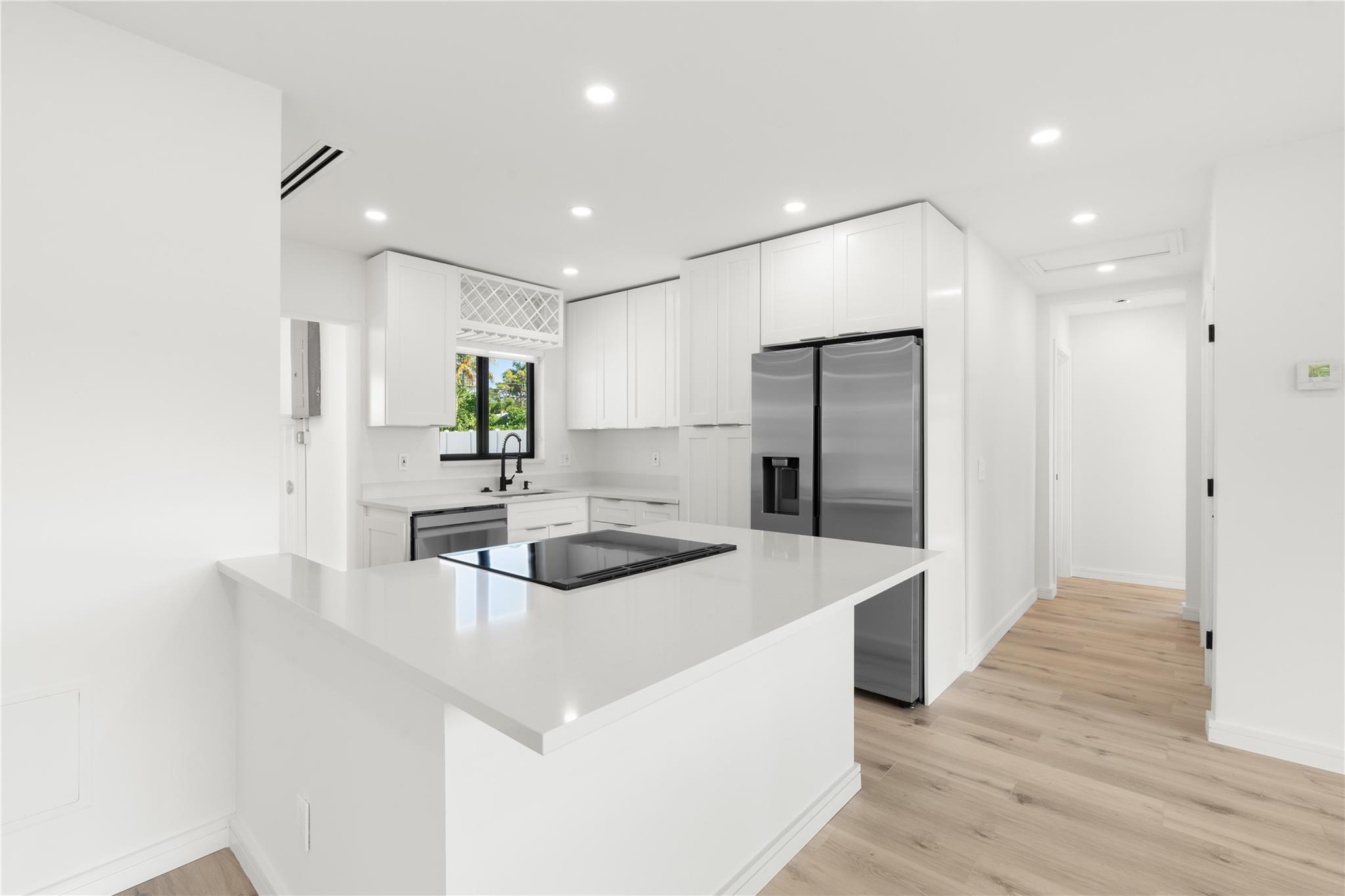 LYONS PARK FIRST ADD - Residential Lease