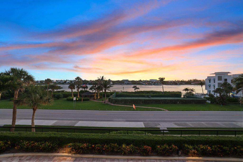 Photo of 19670 Beach Road #314, Jupiter, FL 33469 (MLS # F10541024)