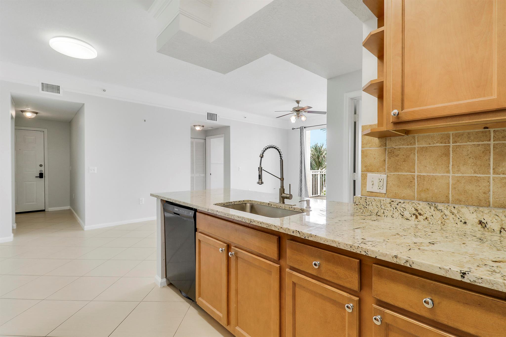 FIORE AT THE GARDENS CONDO - Residential Lease