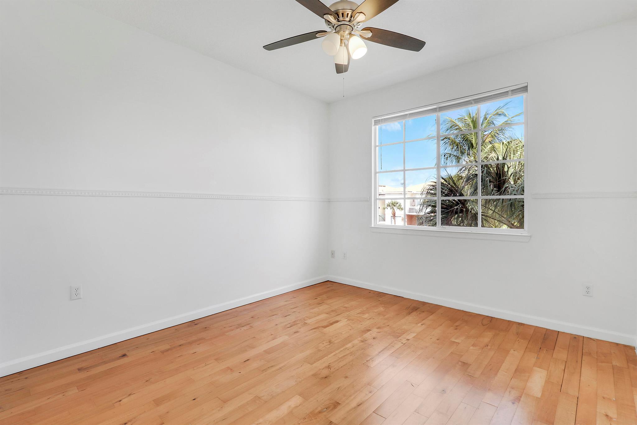 FIORE AT THE GARDENS CONDO - Residential Lease