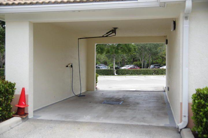 FIORE AT THE GARDENS CONDO - Residential Lease