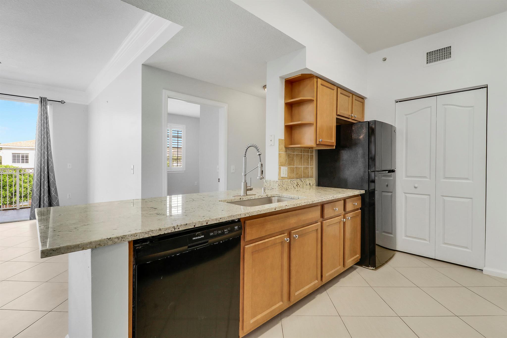 FIORE AT THE GARDENS CONDO - Residential Lease