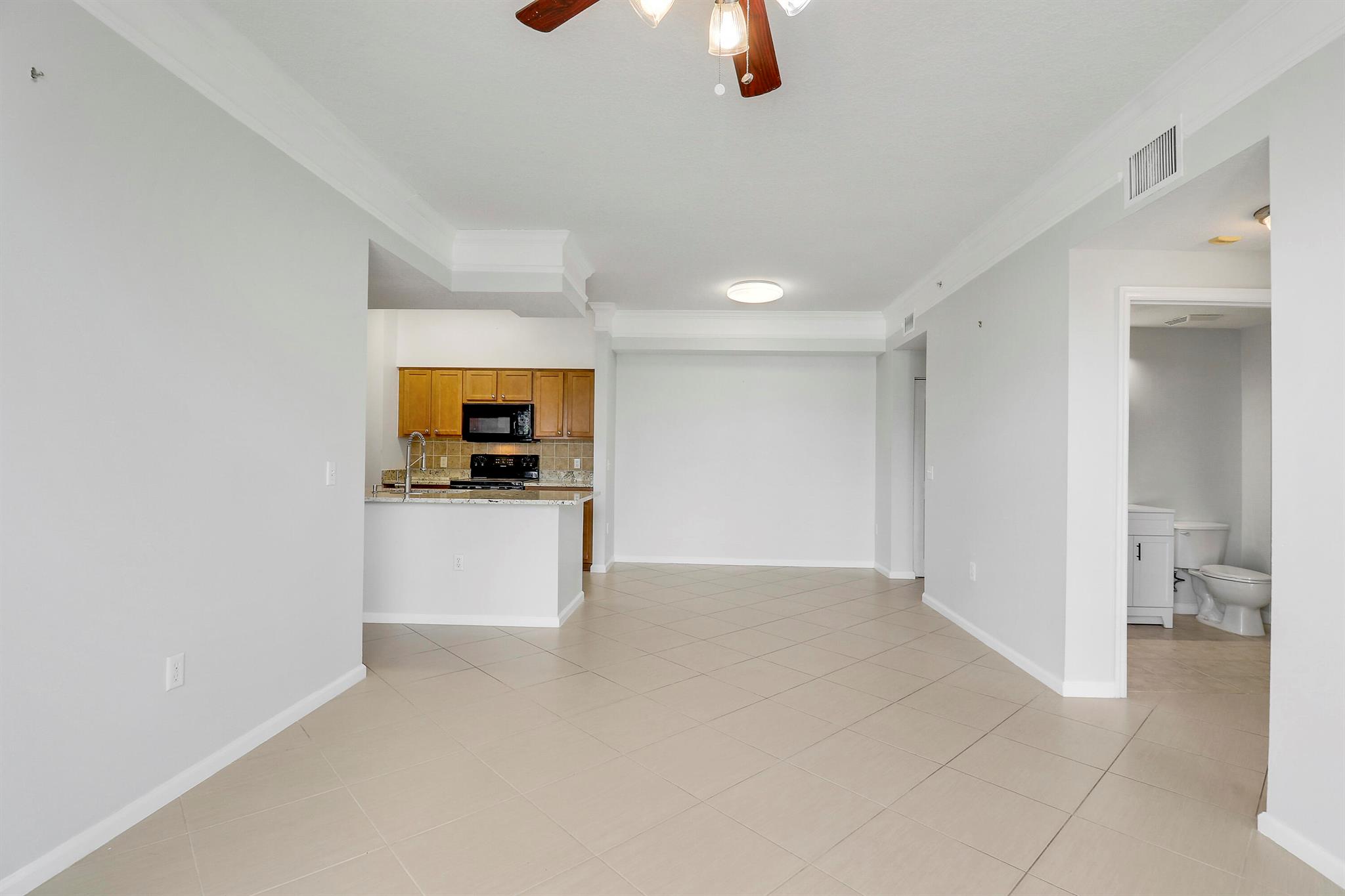 FIORE AT THE GARDENS CONDO - Residential Lease