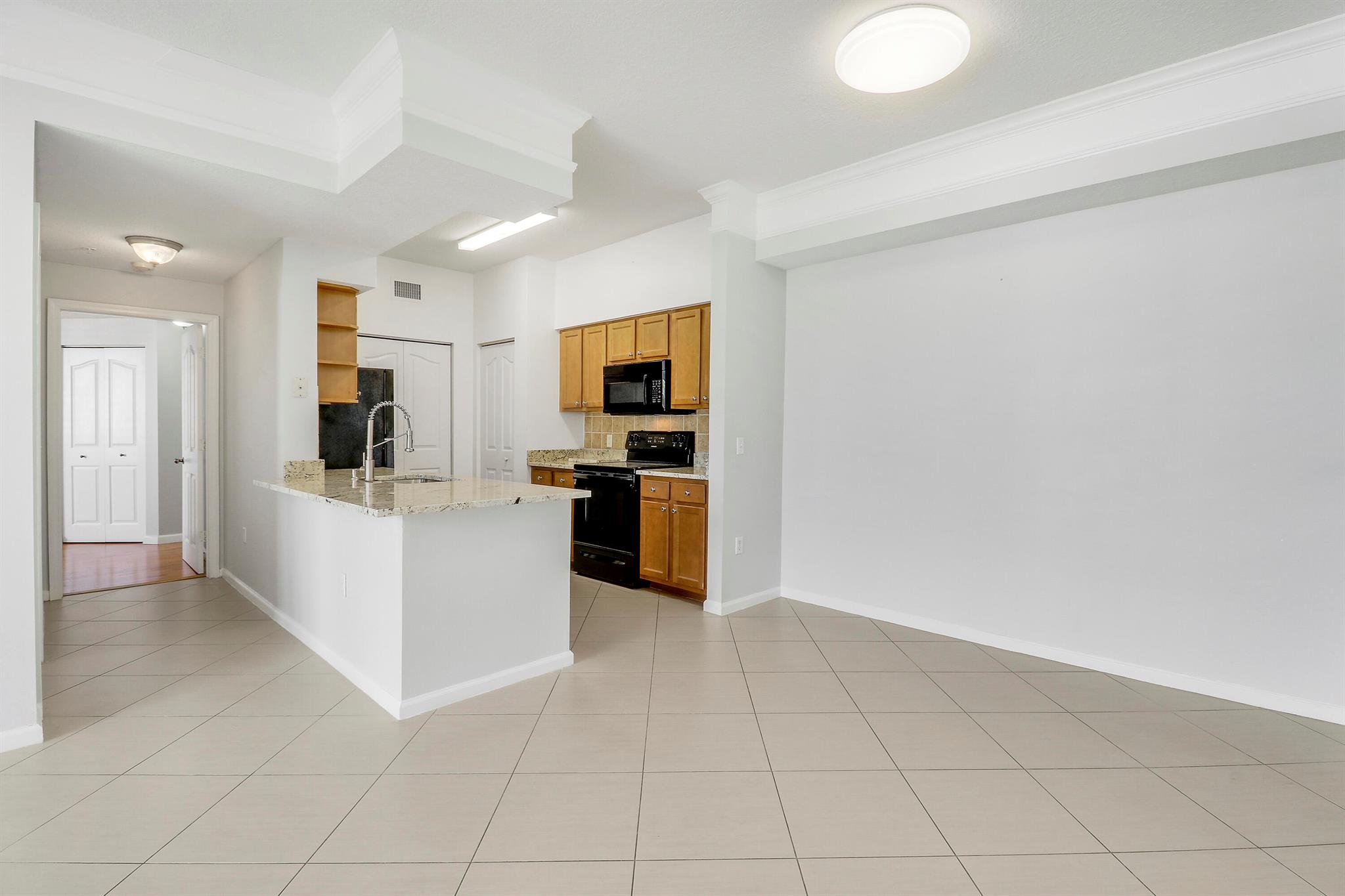 FIORE AT THE GARDENS CONDO - Residential Lease