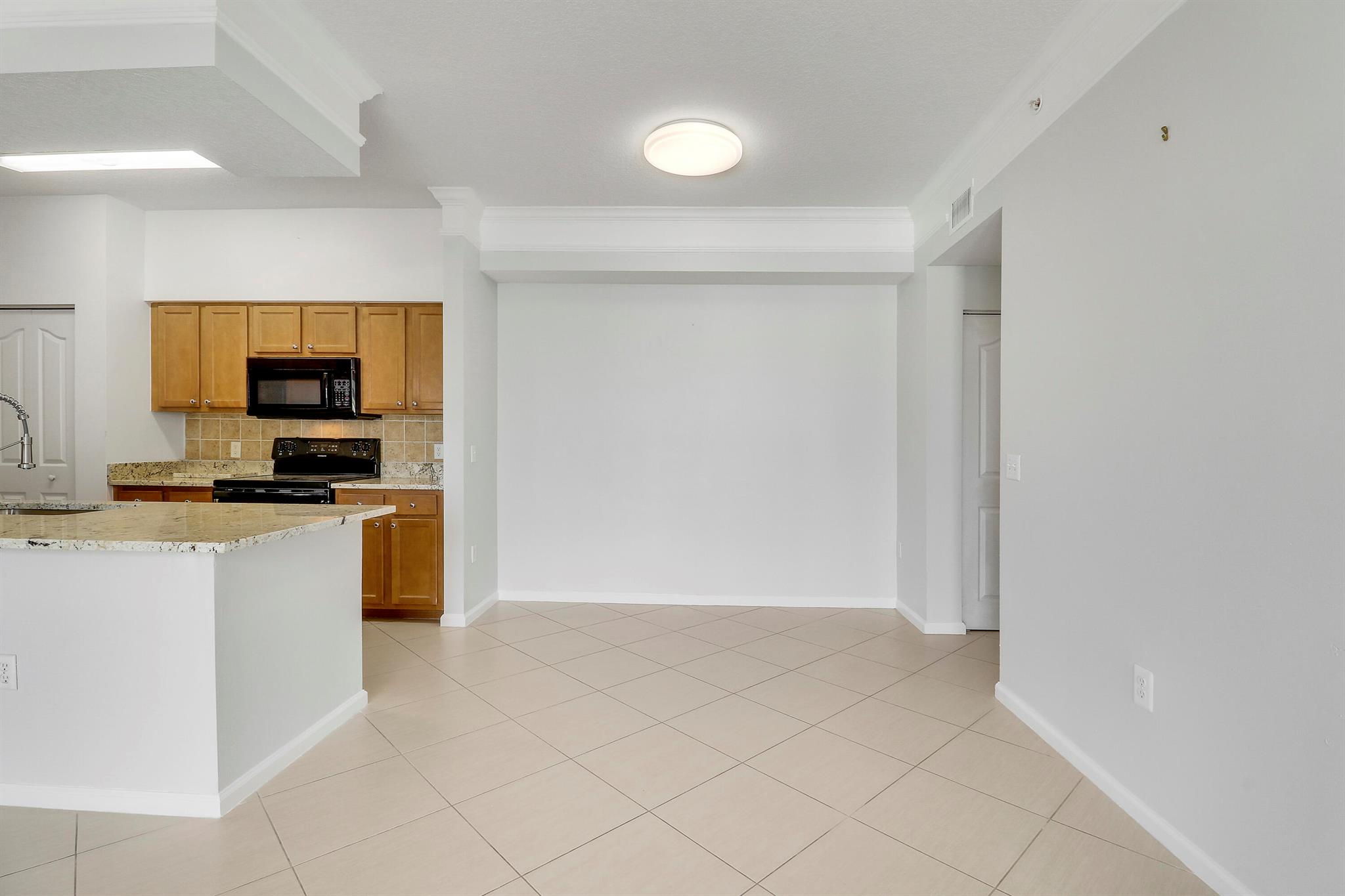 FIORE AT THE GARDENS CONDO - Residential Lease